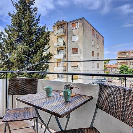 Lina Apartment Pula Exterior photo